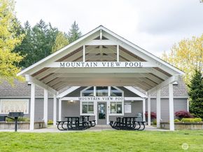 24341 SE 42nd Place, Issaquah WA 98029