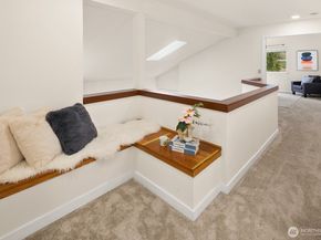 24341 SE 42nd Place, Issaquah WA 98029