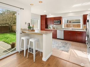 24341 SE 42nd Place, Issaquah WA 98029