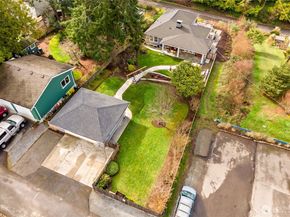 9604 44th Avenue SW, Seattle WA 98136