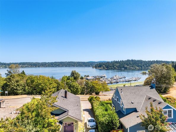 4408 B 50th Avenue S, Seattle WA 98118