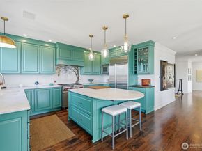 405 Prospect Street 300, Seattle WA 98109