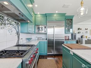 405 Prospect Street 300, Seattle WA 98109