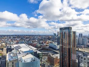 737 Olive Way 3702, Seattle WA 98101