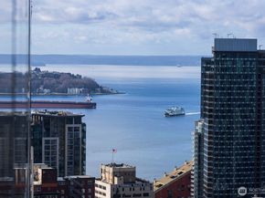 737 Olive Way 3702, Seattle WA 98101