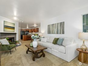 700 Front Street S E 103, Issaquah WA 98027