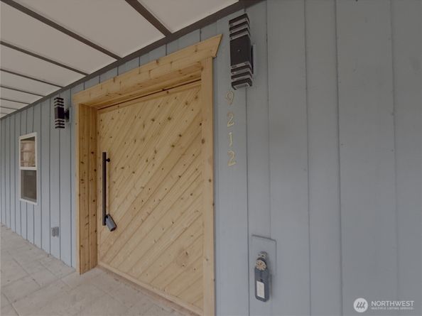 9212 SW 274th Street, Vashon WA 98070