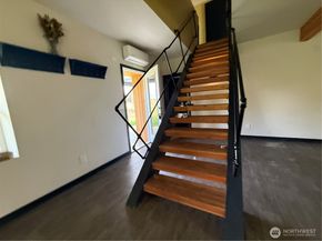 9212 SW 274th Street, Vashon WA 98070