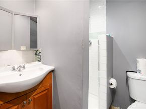 942 N 82nd Street, Seattle WA 98103
