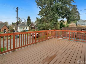 942 N 82nd Street, Seattle WA 98103
