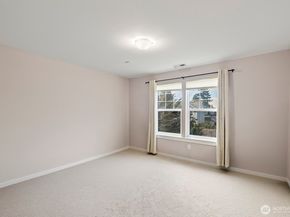 20507 9th Avenue W, Lynnwood WA 98036