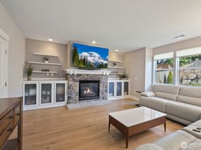 20507 9th Avenue W, Lynnwood WA 98036