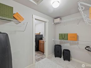 20507 9th Avenue W, Lynnwood WA 98036