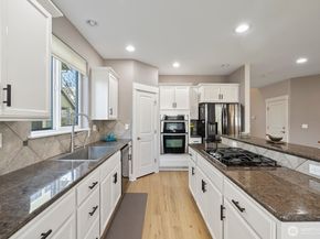 20507 9th Avenue W, Lynnwood WA 98036