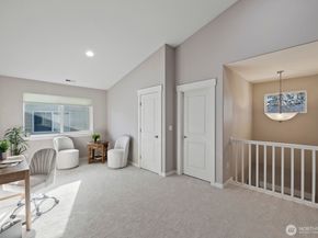 20507 9th Avenue W, Lynnwood WA 98036