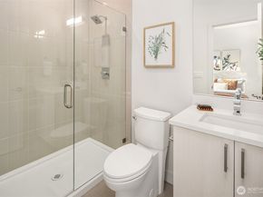 4570 22nd Avenue SW, Seattle WA 98106