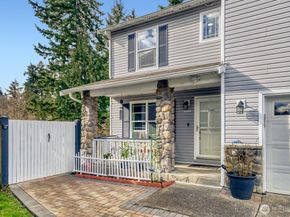 11404 51st Ave SE, Everett WA 98208