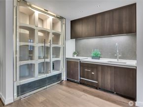 900 Lenora Street W103, Seattle WA 98121
