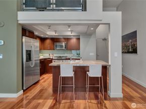900 Lenora Street W103, Seattle WA 98121