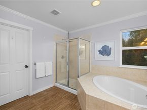 11727 165th Place NE, Redmond WA 98052