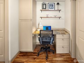 1840 25th Avenue NE 202, Issaquah WA 98029