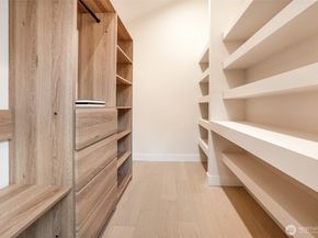 18607 104th Avenue NE A, Bothell WA 98011