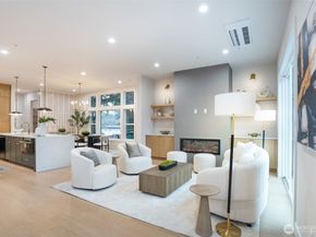 18607 104th Avenue NE A, Bothell WA 98011