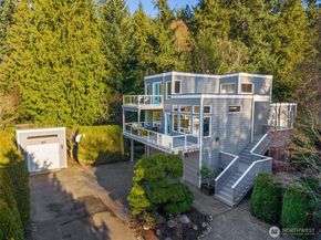 1033 W Mukilteo Boulevard, Everett WA 98203