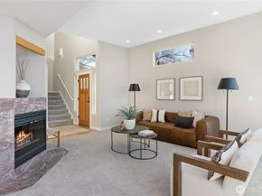 1033 W Mukilteo Boulevard, Everett WA 98203