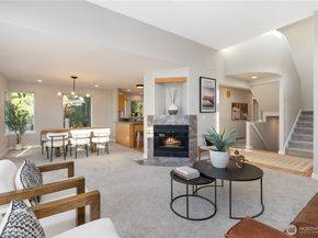 1033 W Mukilteo Boulevard, Everett WA 98203