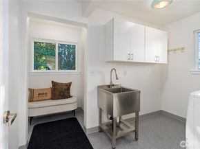 1033 W Mukilteo Boulevard, Everett WA 98203