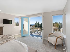 1033 W Mukilteo Boulevard, Everett WA 98203