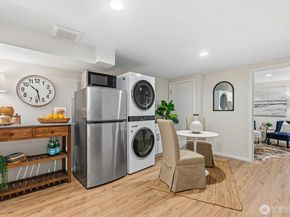 10731 Dayton Avenue N, Seattle WA 98133