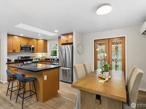 10731 Dayton Avenue N, Seattle WA 98133