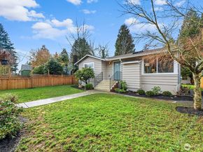 10731 Dayton Avenue N, Seattle WA 98133