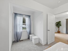 8127 11th Avenue SW, Seattle WA 98106