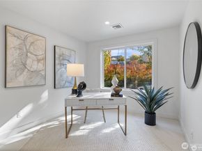 410 2nd Street A, Kirkland WA 98033