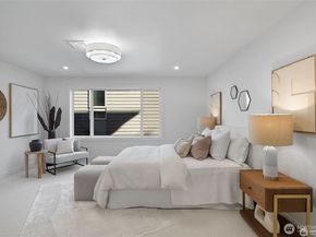 410 2nd Street A, Kirkland WA 98033