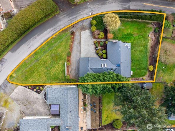 6214 NE 129th Street, Kirkland WA 98034