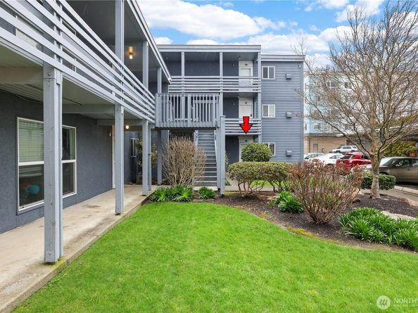 22612 6th Avenue S 15, Des Moines WA 98198