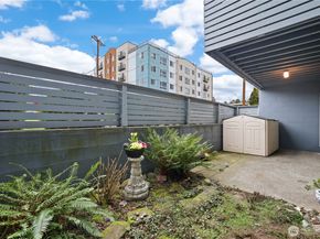 22612 6th Avenue S 15, Des Moines WA 98198