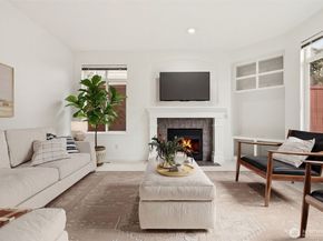 2005 NE 35th Place, Renton WA 98056