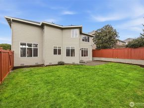 2005 NE 35th Place, Renton WA 98056