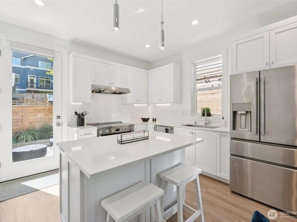 3537 NE 93rd Street, Seattle WA 98115