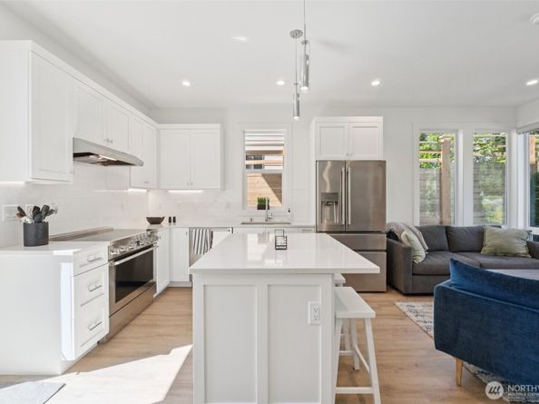 3537 NE 93rd Street, Seattle WA 98115