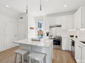 3537 NE 93rd Street, Seattle WA 98115
