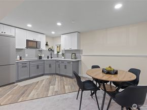 2012 S 331st Street, Federal Way WA 98003