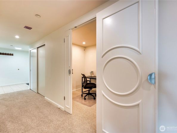 2621 2nd Avenue 1005, Seattle WA 98121
