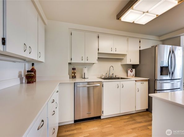 2621 2nd Avenue 1005, Seattle WA 98121