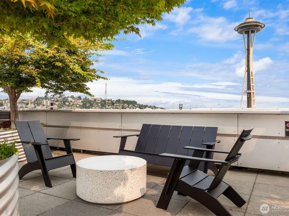 2911 2nd Avenue 310, Seattle WA 98121